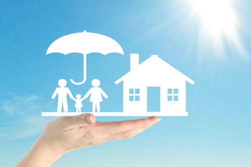 20歲到40歲適合買什么保險(xiǎn)？